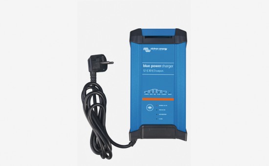 Cargador de baterías Victron Energy BluePower IP22